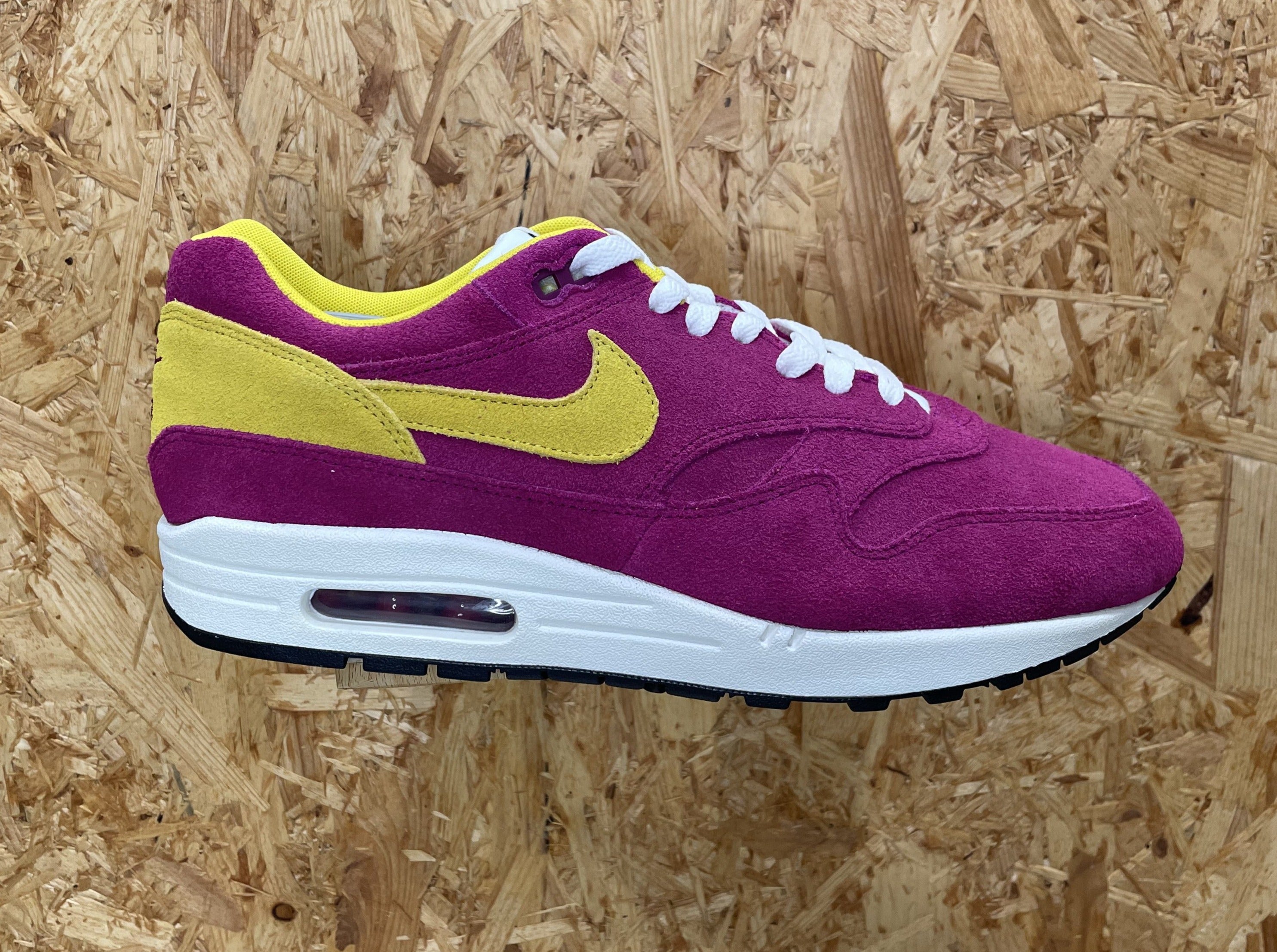 Moskee tafel Conclusie Air Max 1 Premium 'Dynamic Berry' 30TH ANNIVERSARY (M) 875844 500 – The  Sneaker Store Brighton