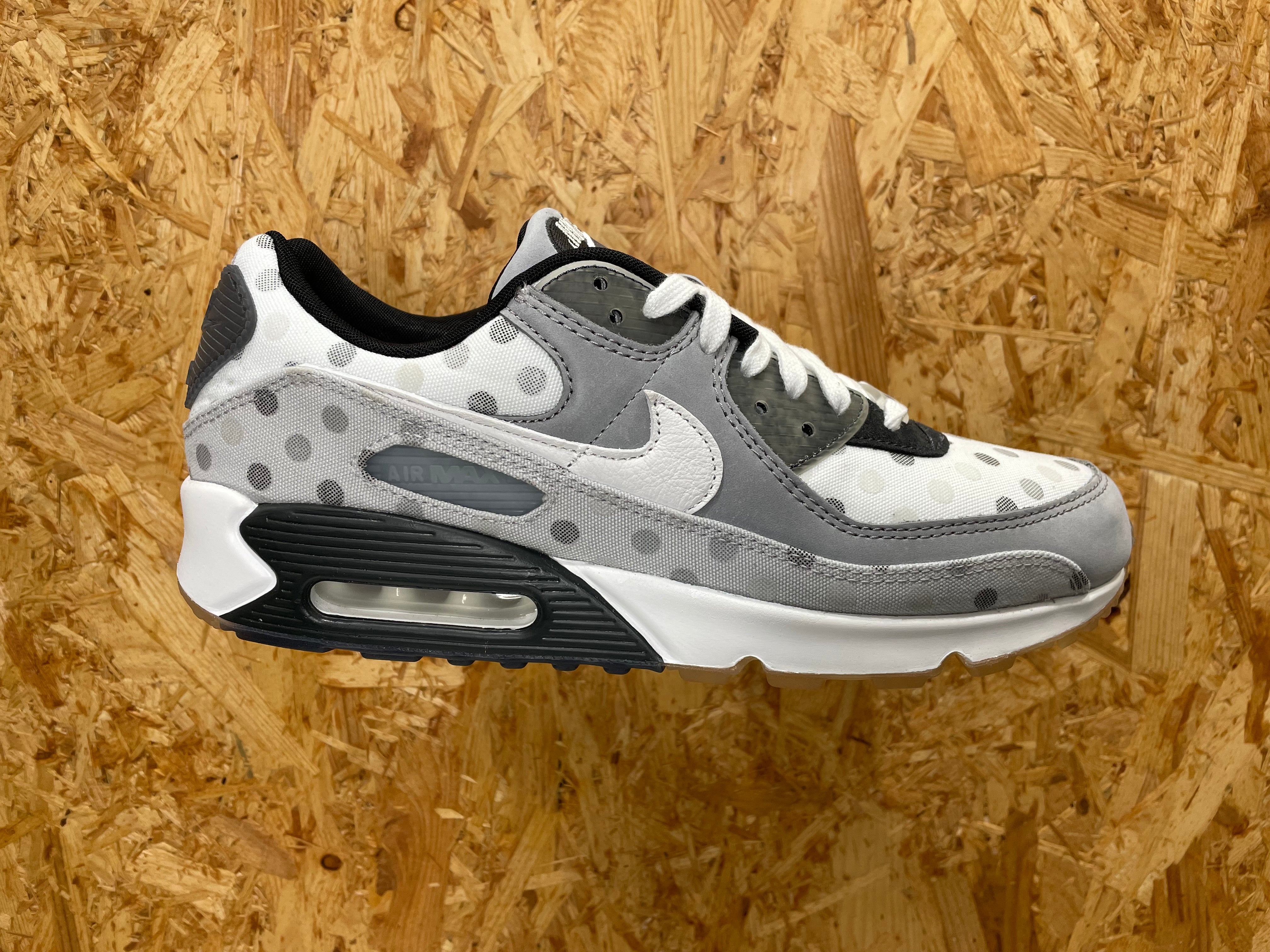 Nike air max 90 white clearance and grey