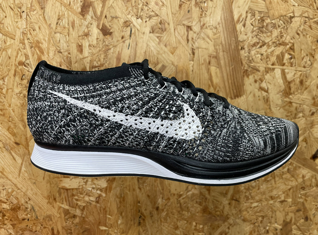 Flyknit racer oreo jordan sale