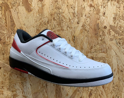 Air Jordan 2 Retro Low (M) 832819-101