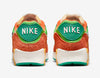 NIKE AIR MAX 90 SE (M) DC9336-300 / ROMA GREEN / SAIL-ORANGE