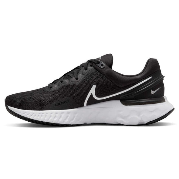 NIKE REACT MILER 3 (W)  DD0491-001 / BLACK / WHITE-ANTHRACITE