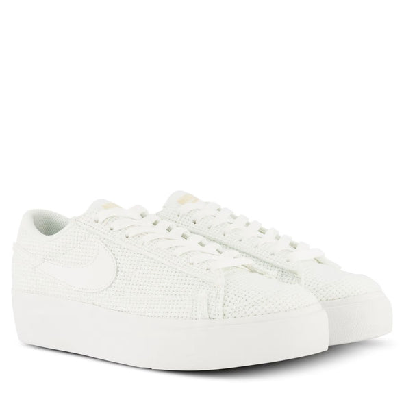 NIKE BLAZER LOW PLATFORM (W) DN0744-100 / SUMMIT WHITE